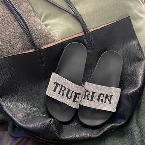 TRUE RELIGON brand slides, black and rhinestone Size 7